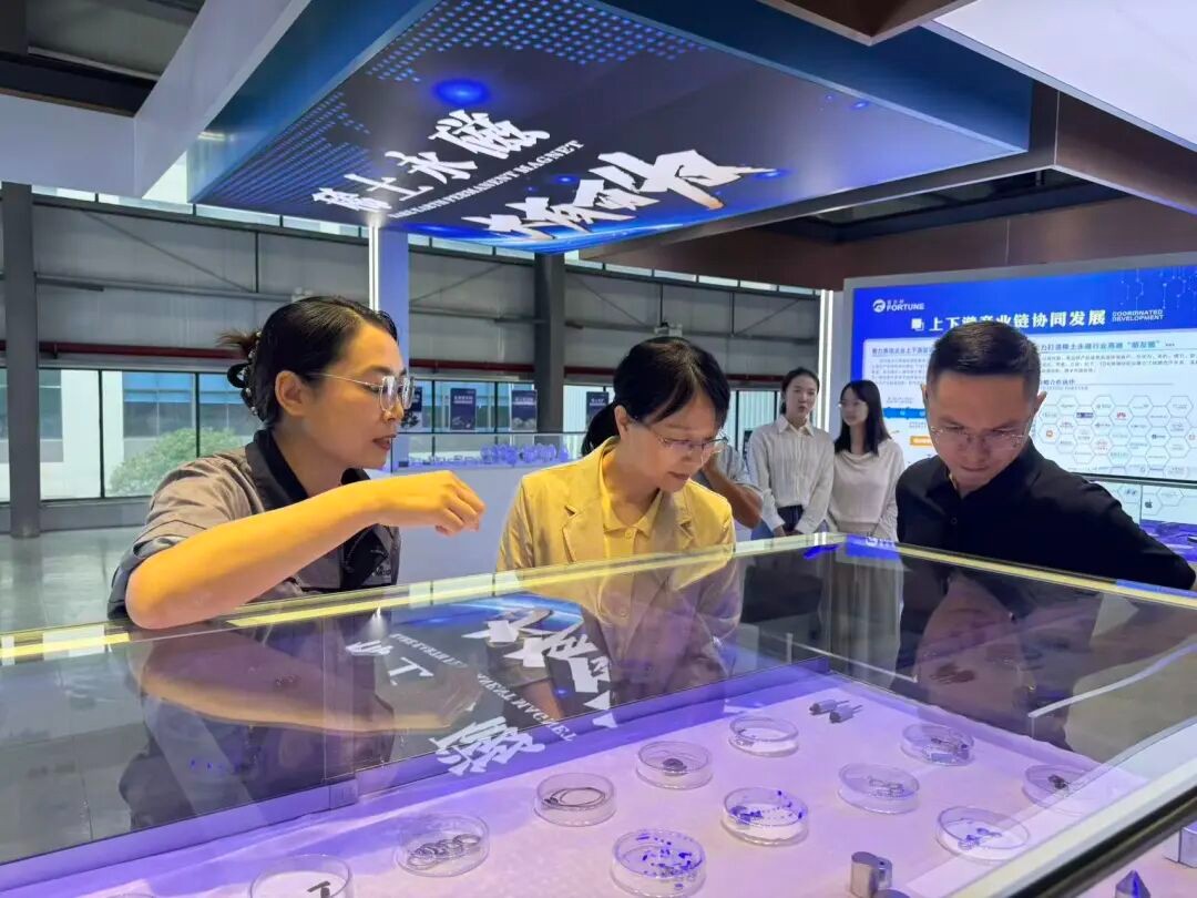鹰潭高新区党群工作部到富尔特考察交流